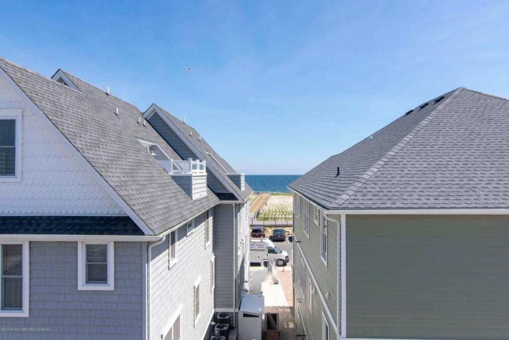 Ocean And Beach Views From Five Decks In Ortley Beach Seaside Heights Exterior foto